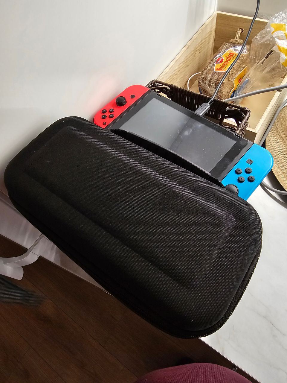 Nintendo switch kantolaukku