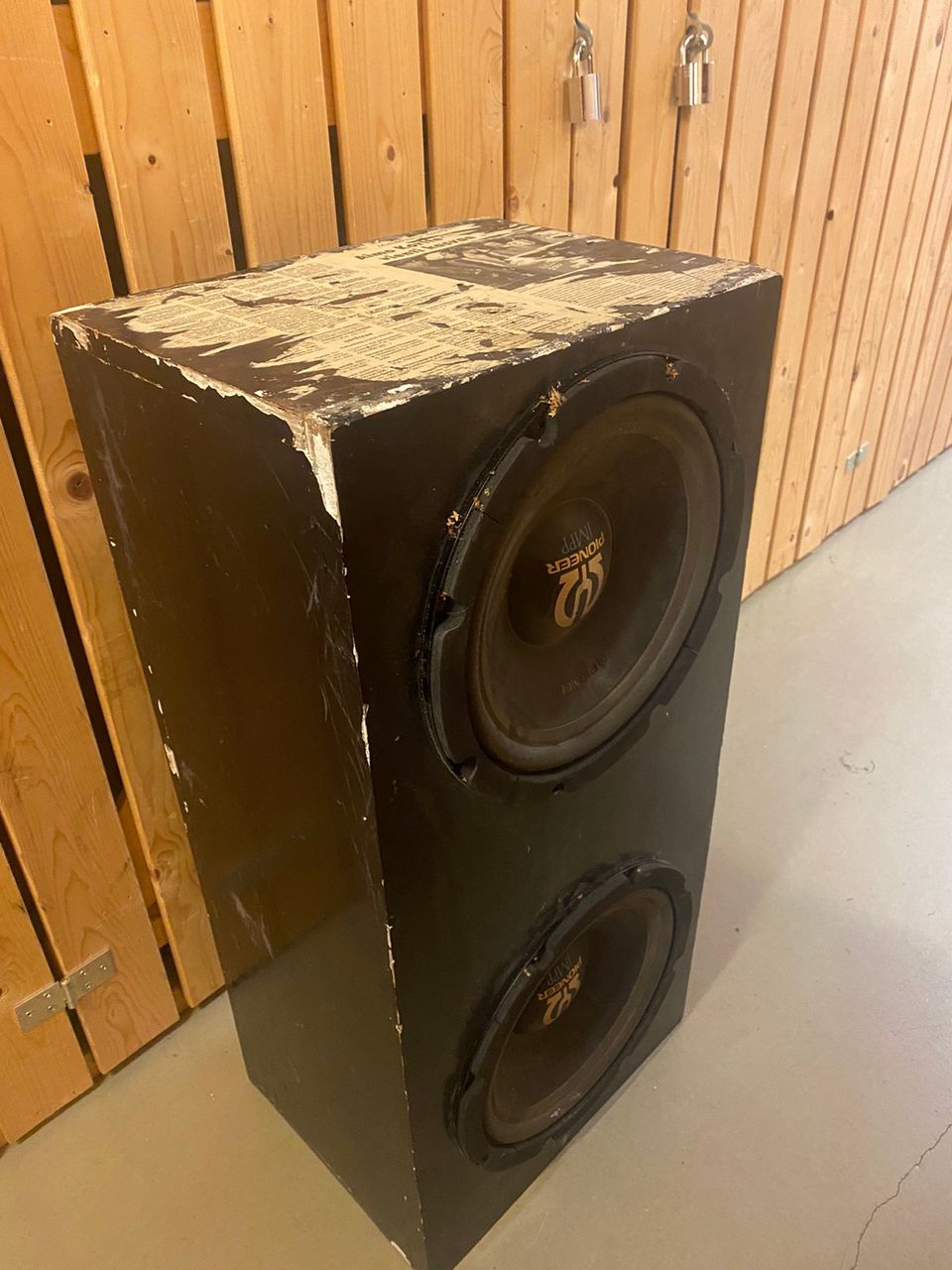 2x12" Pioneer Impp ja laatikko.