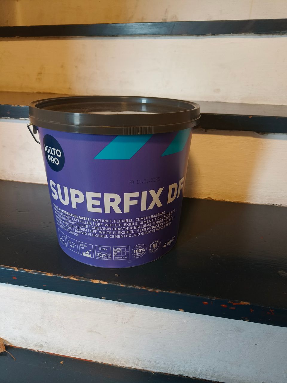 Kiilto Superfix DF saneerauslaasti, 4kg