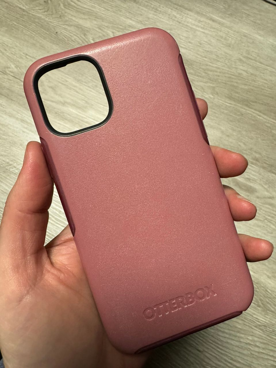 Otterbox suojakuori iPhone 11pro