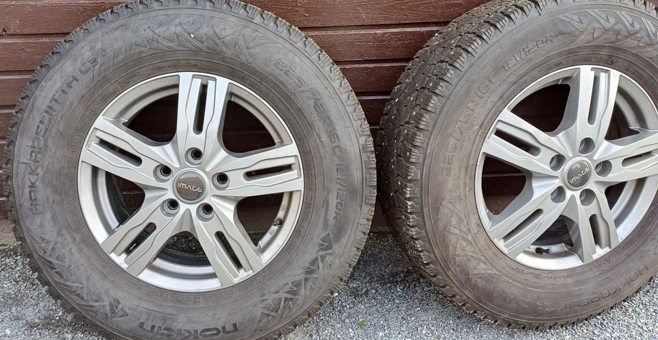 Hakkapeliitta C3 225/75R16C nastarengassarja