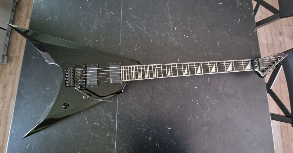 ESP E-II Arrow black