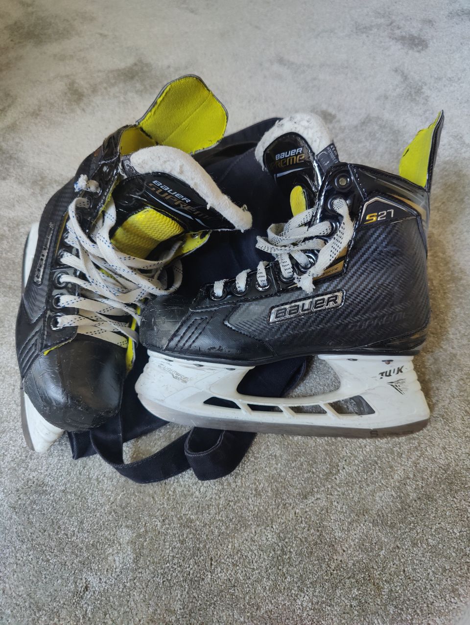 Bauer Supreme S27