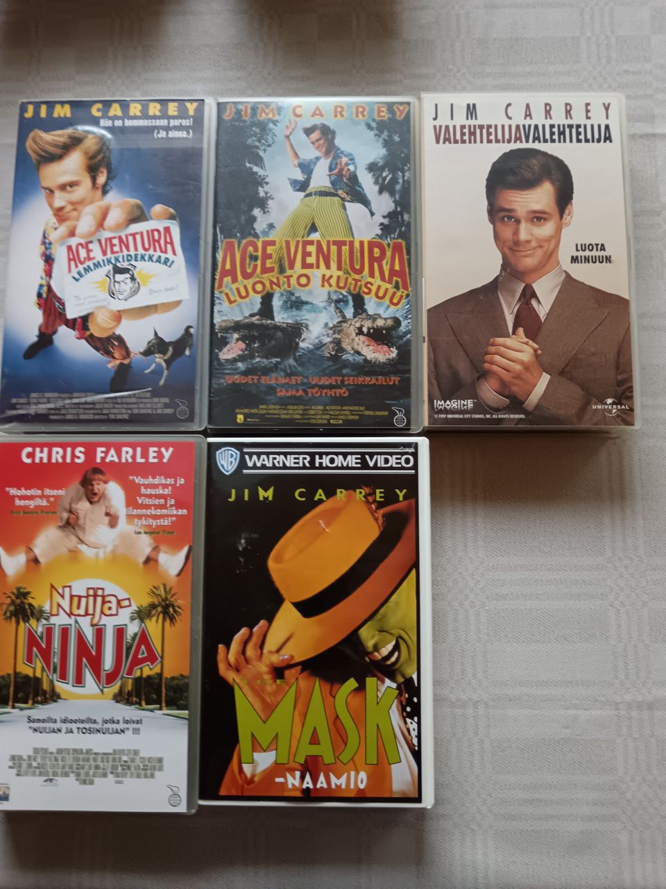 VHS Elokuvakasetteja 39kpl yht. 40€