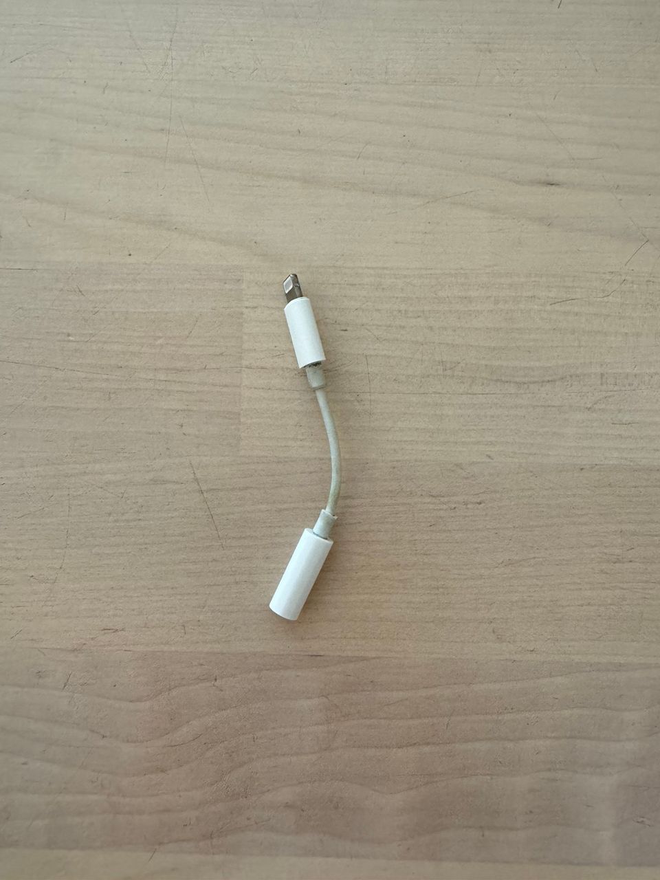 Apple Lightning - 3,5mm aux adapteri