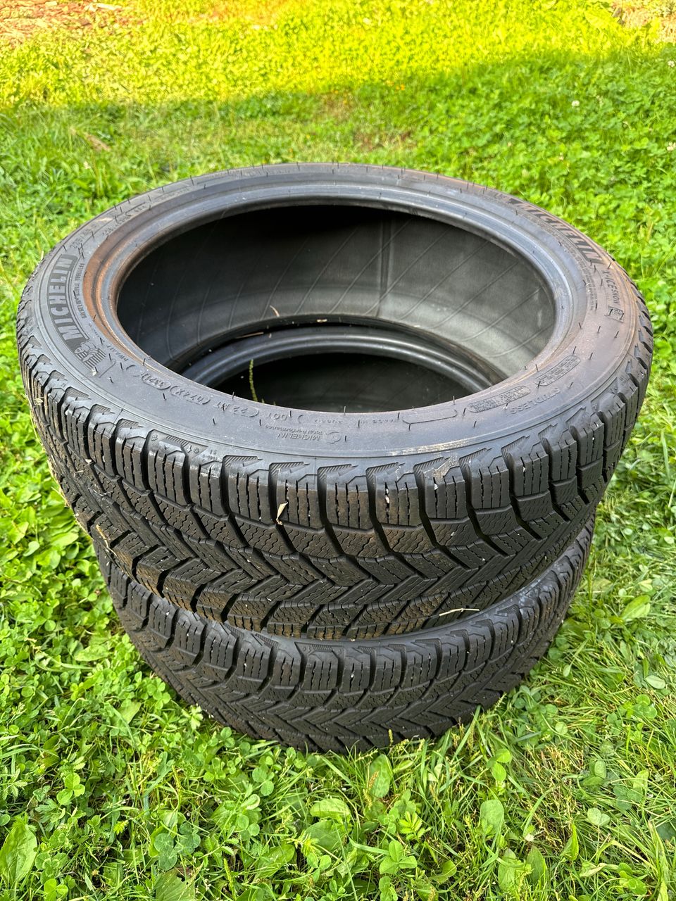 Michelin 225/45R18 kikarenkaat 2kpl