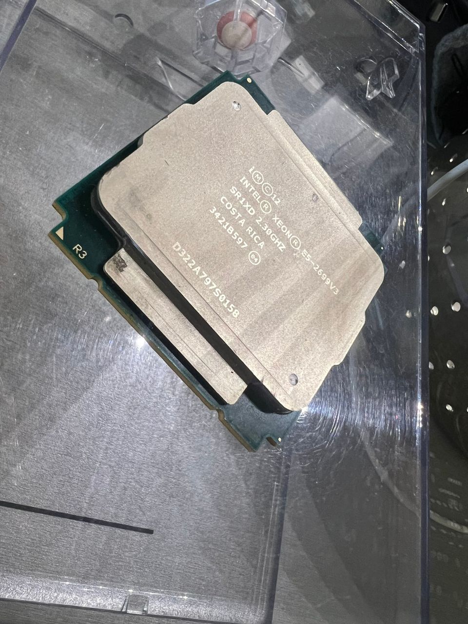 Xeon E52699V3