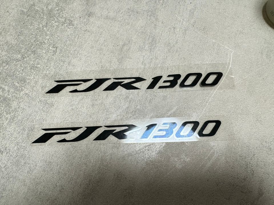 FJR 1300 tarrapari.(musta)