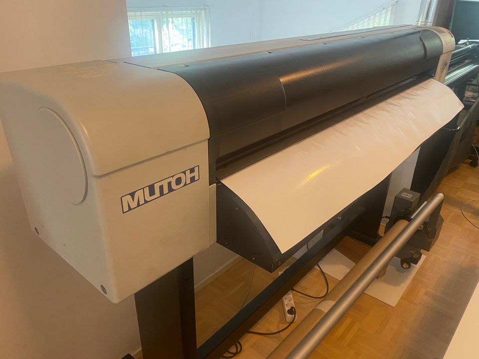 Mutoh Valuejet 1324x 54" suurkuvatulostin