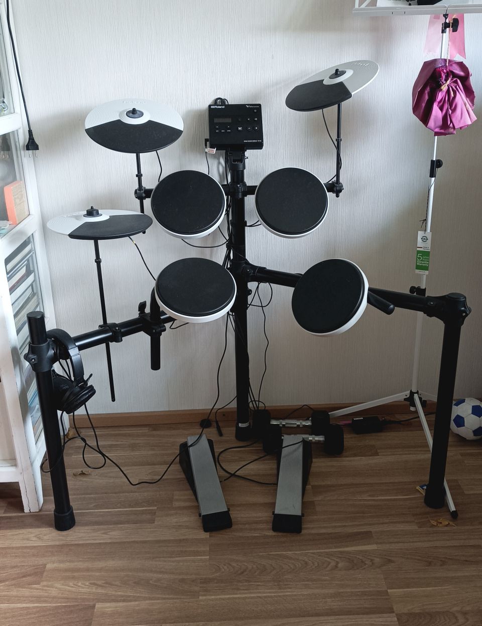 Roland TD-02K V-Drums sähkörummut