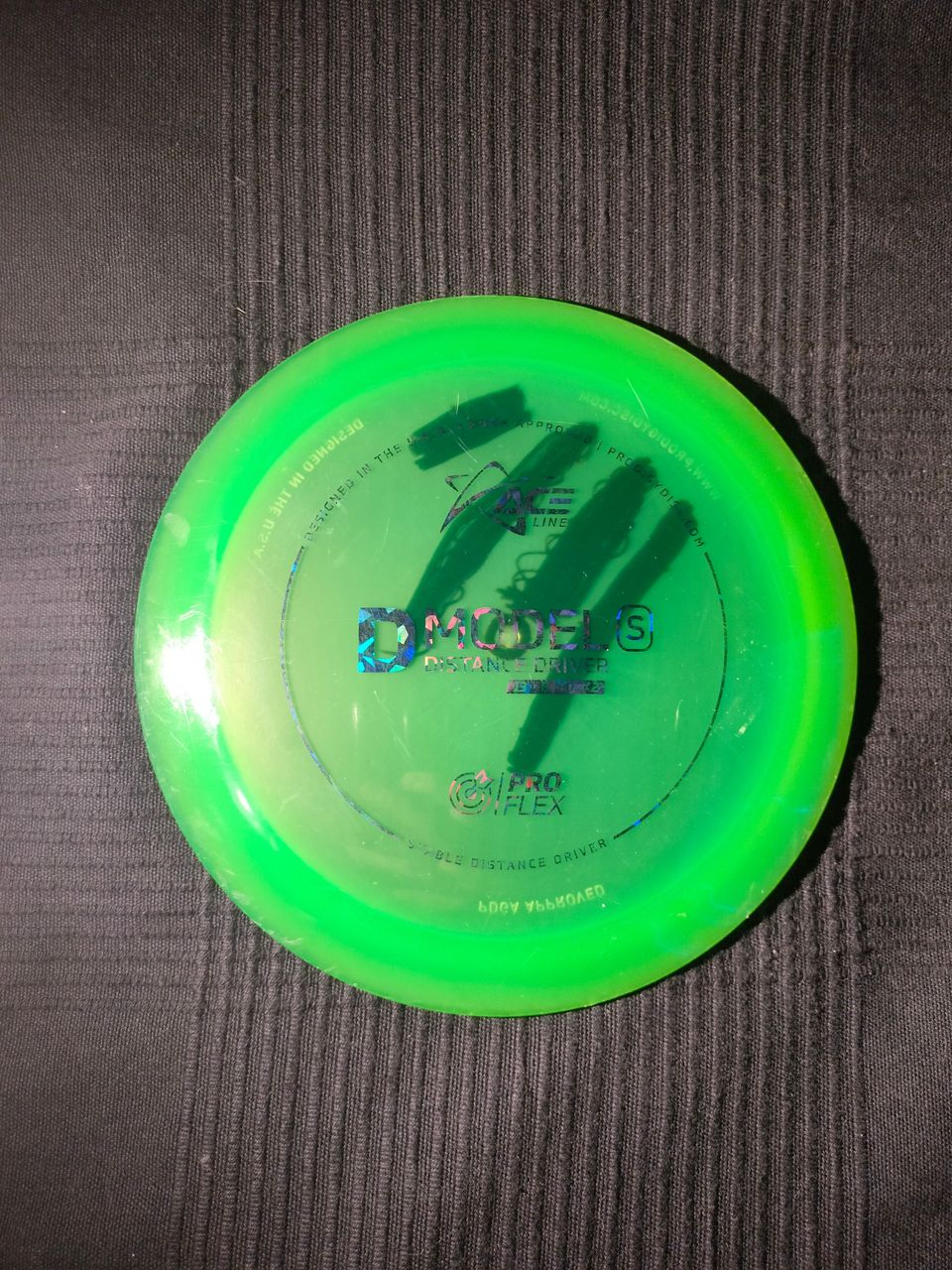 D-model Frisbeegolf kiekko