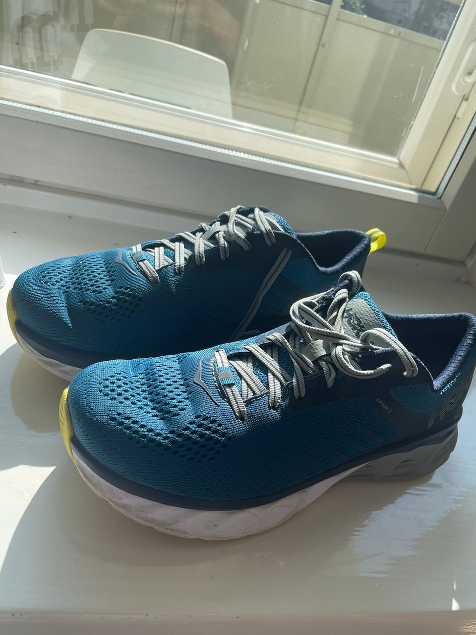 Hoka arahi 3