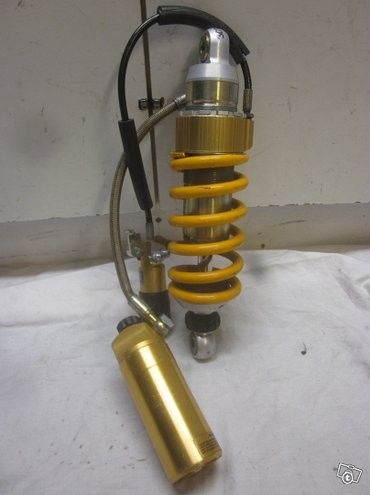 Öhlins iskunvaimennin 305mm ducati ST4