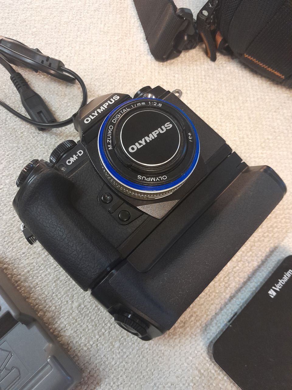 Olympus OM-D EM1 paketti