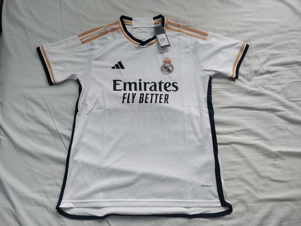 Real madrid 2023/2024 kotipaita