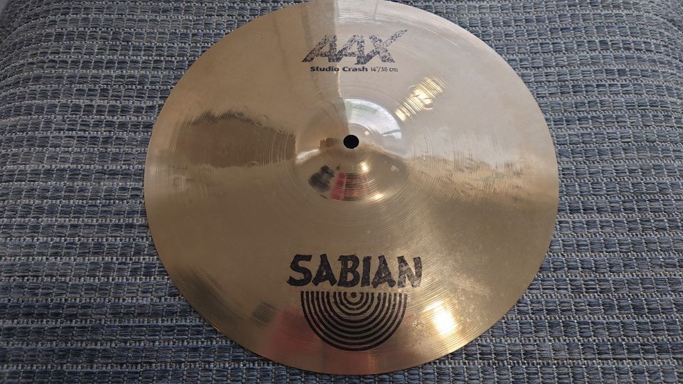 Sabian AAX 14" Studio crash.