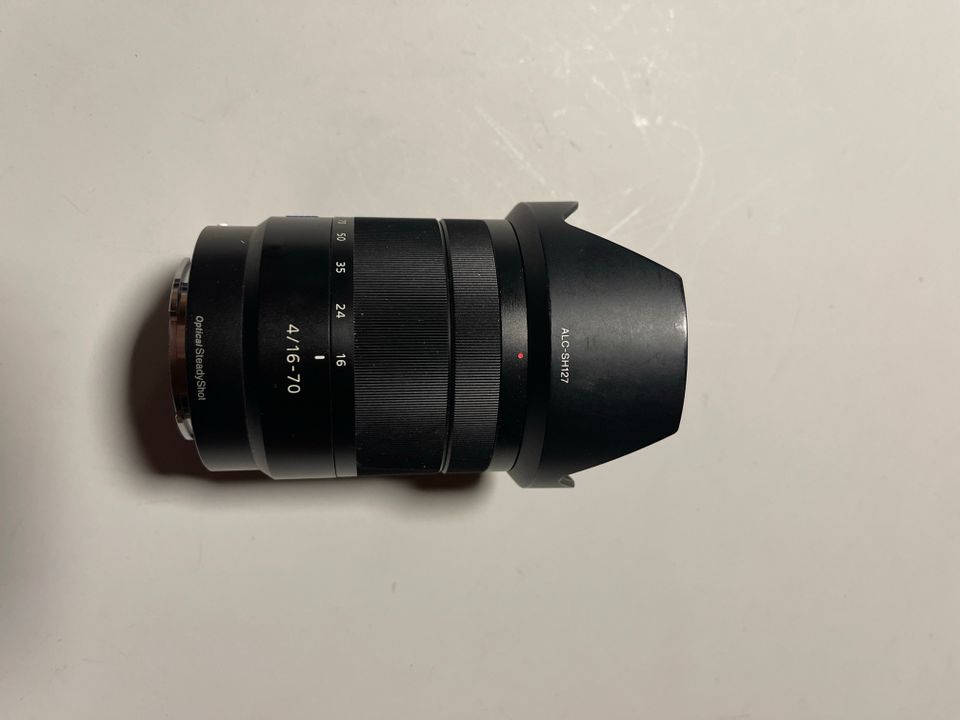 Sony Zeiss 16-70mm