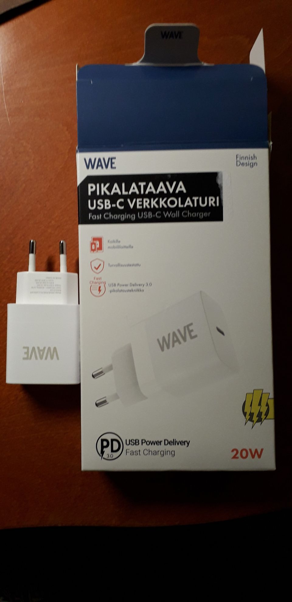 Pikalataava USB-C verkkolaturi