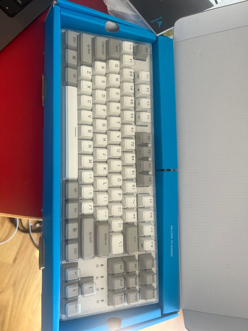 Durgod K320 Keyboard näppäimistö