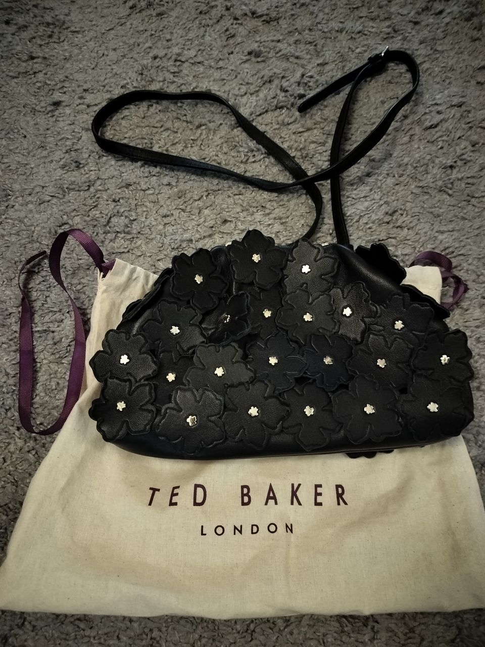 Ted Baker käsilaukku Uusi