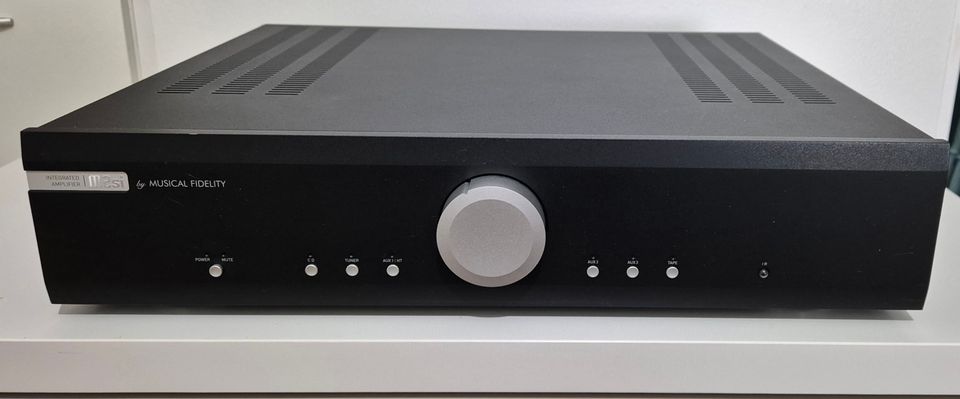 Musical Fidelity M2si vahvistin