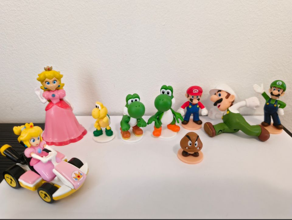 Super Mario / Nintendo pienet lelut