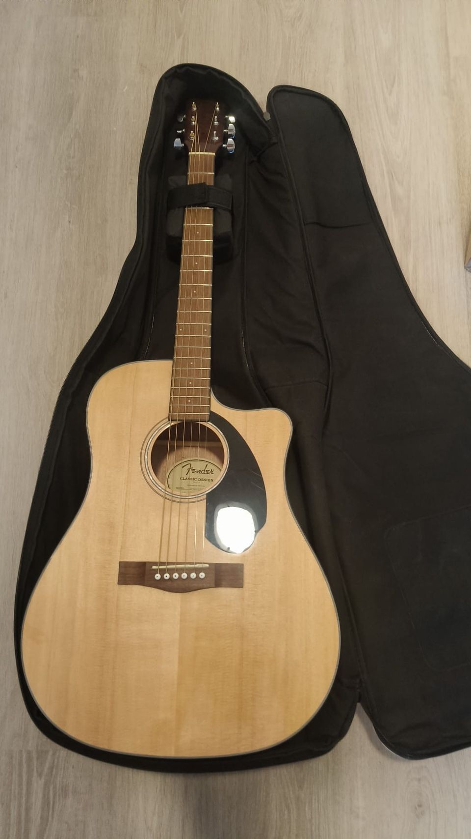 Fender CD-60SCE Natural -kitara