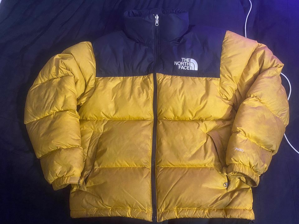 The North Face takki