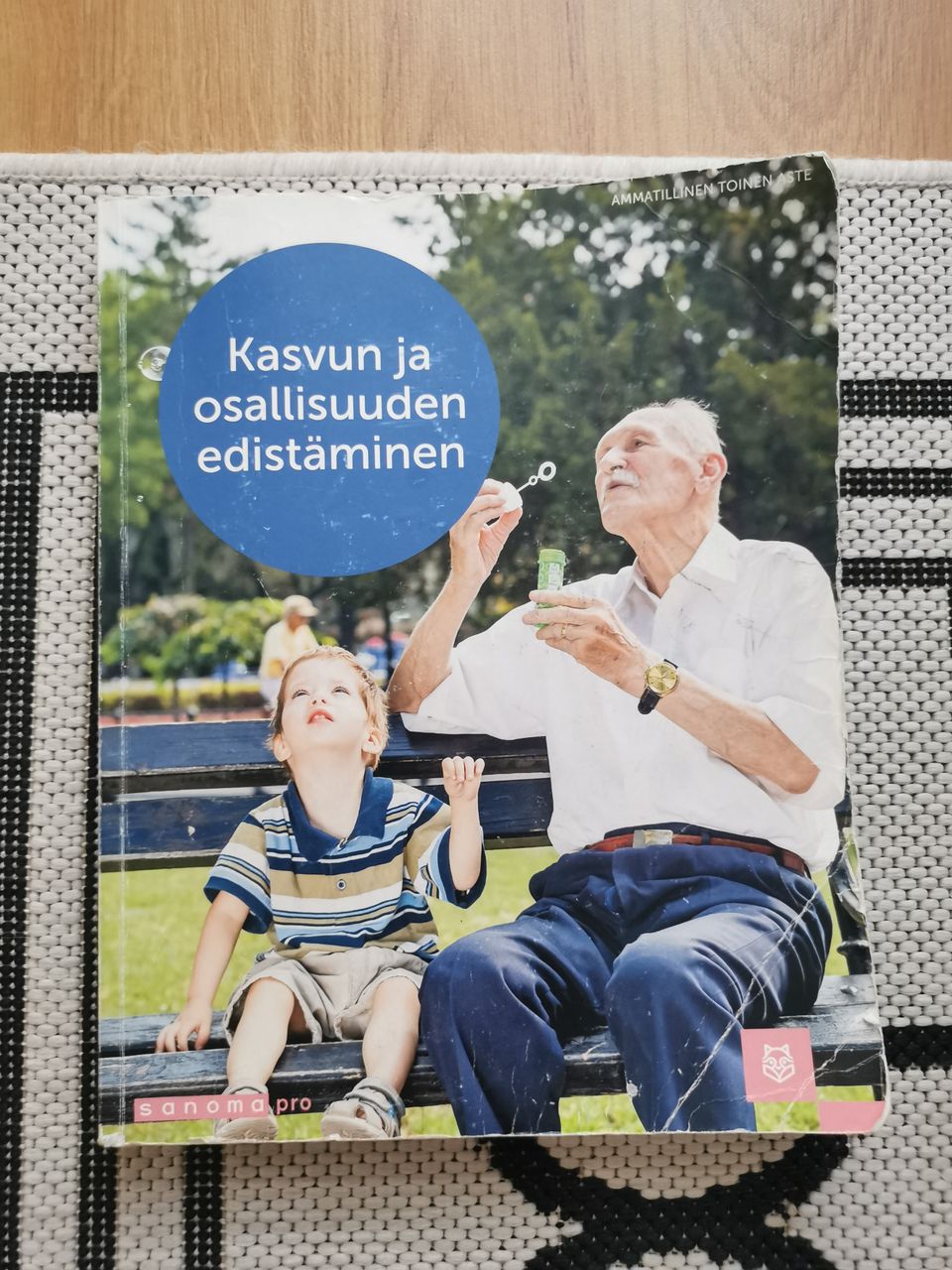 Kasvun ja osallisuuden edistäminen kirja