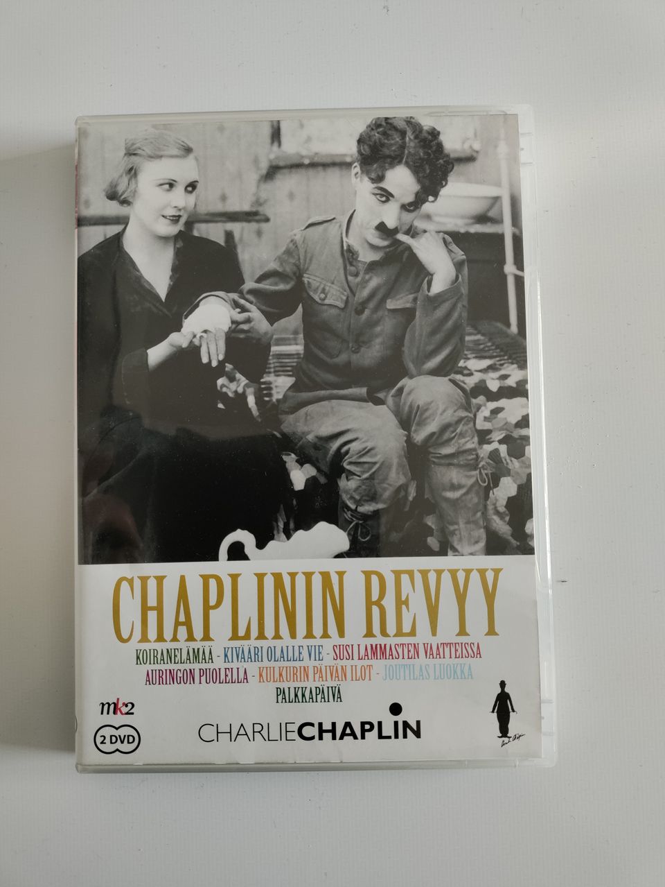 Chaplinin Revyy DVD