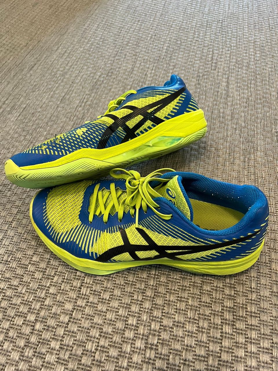 Asics sisäpelikengät 42