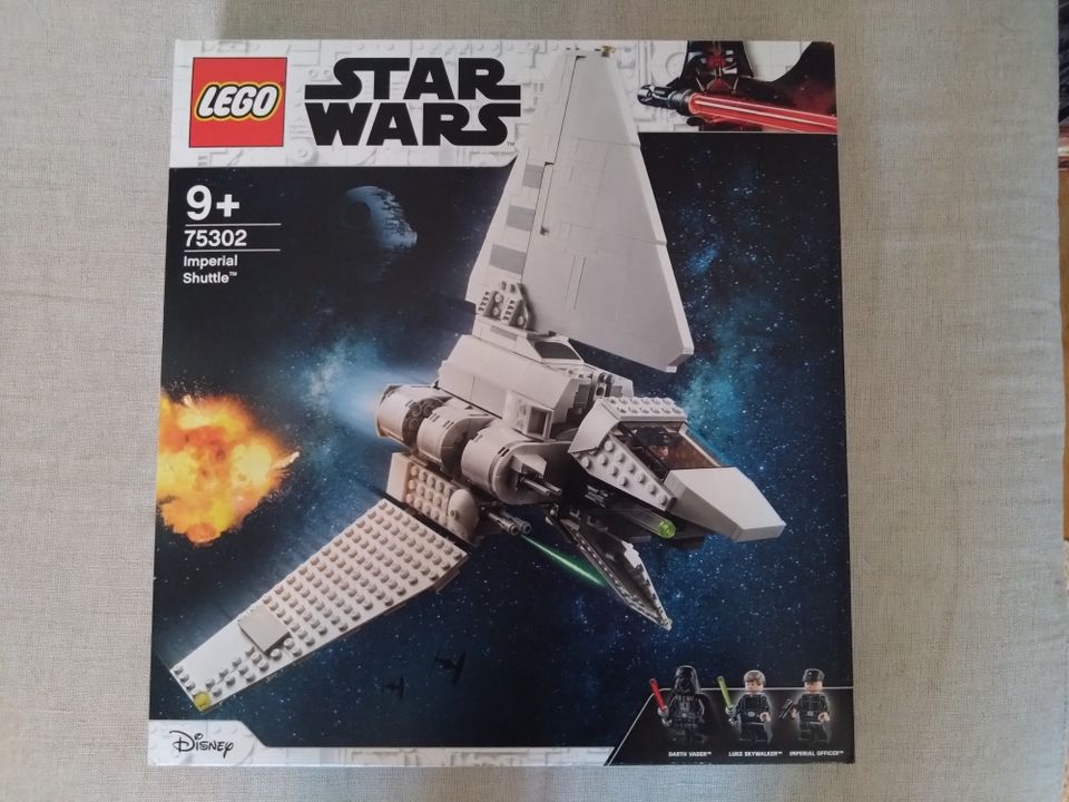 Lego Imperial Shuttle 75302