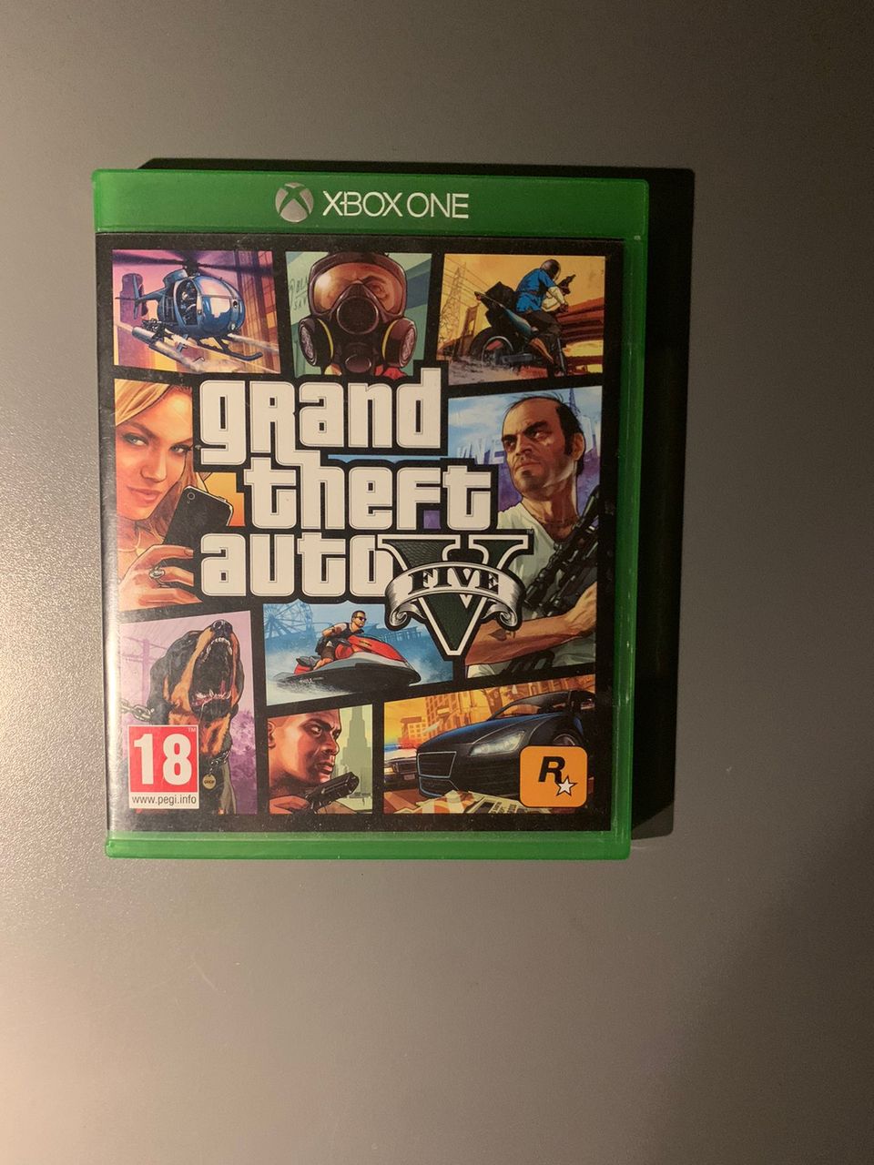 Xbox one GTA V peli