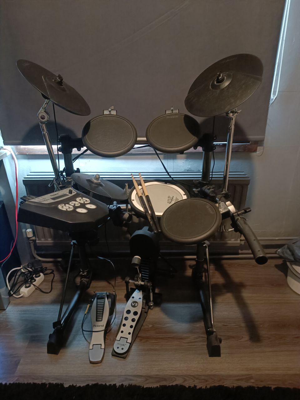 Roland TD-6V sähkörummut