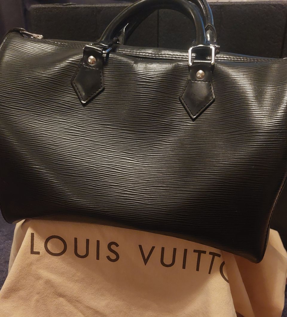 Louis Vuitton Speedy Epi Leather