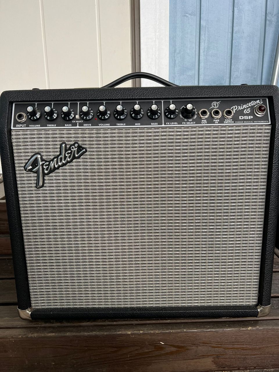 Vahvistin Fender Princeton 65 DSP