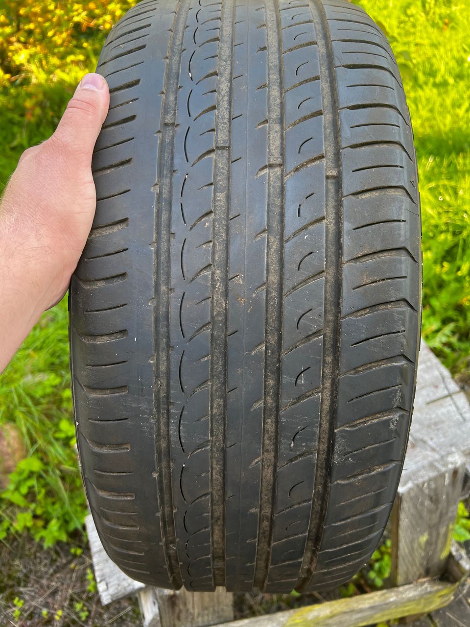 225/45R17 Kesärenkaat