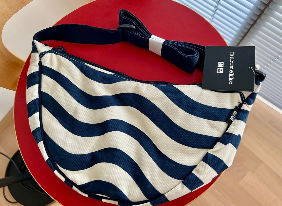 Uniqlo x Marimekko crossbody, UUSI laukku