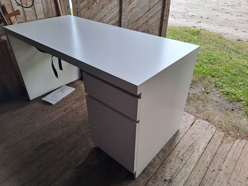 Ikea Malm työpöytä