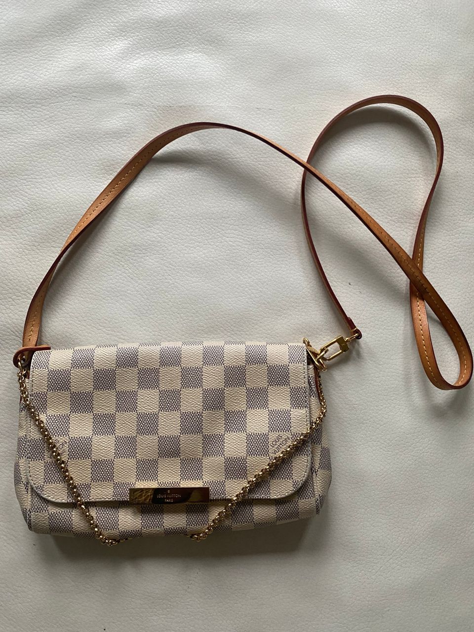 Louis Vuitton - Favorite PM Damier Azur