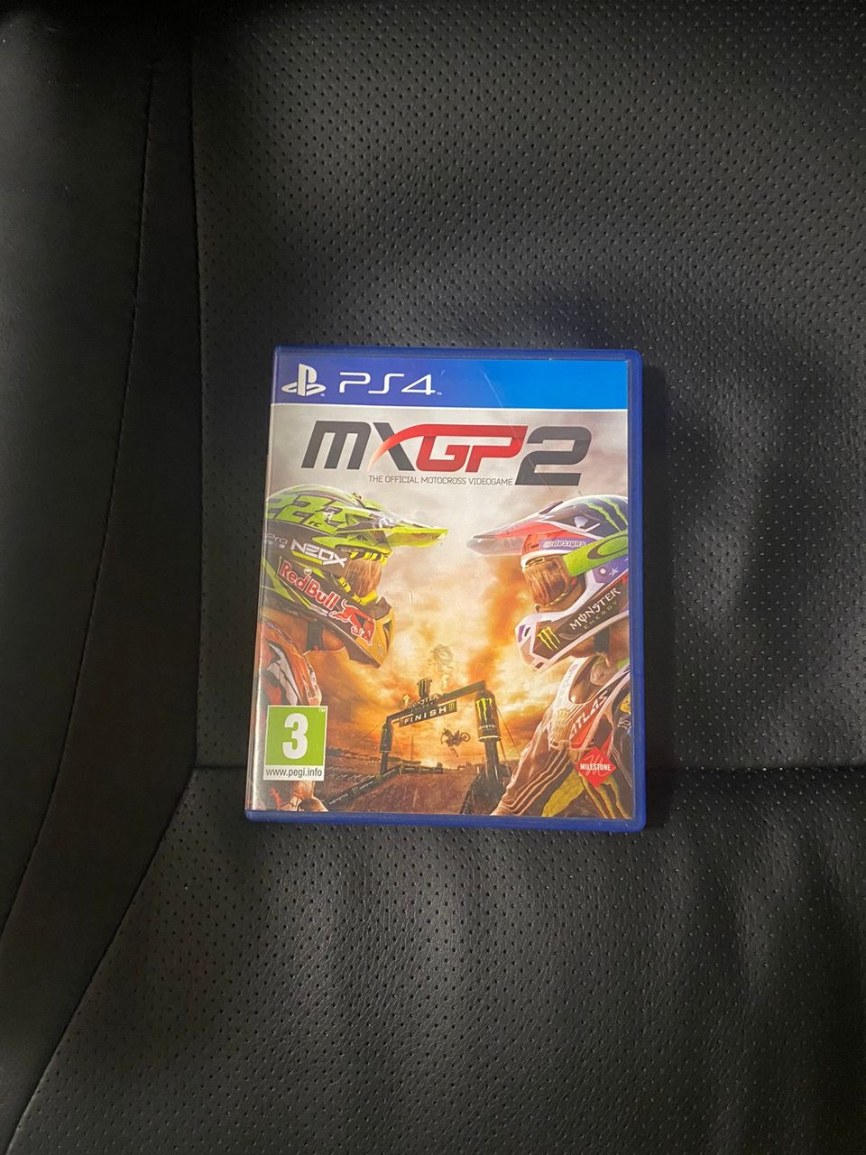 Mxgp 2 ps4  5€