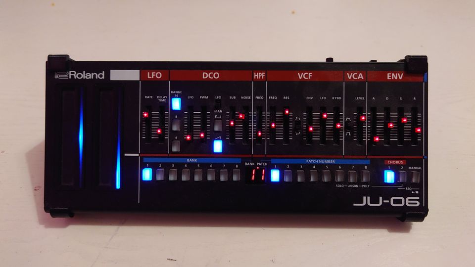 Roland JU-06 Sound Module