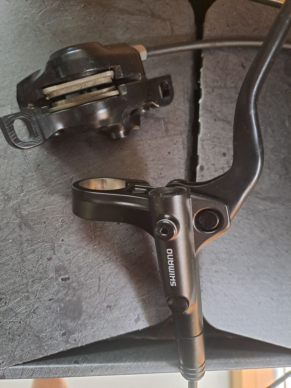 Shimano mt201 etujarrusetti