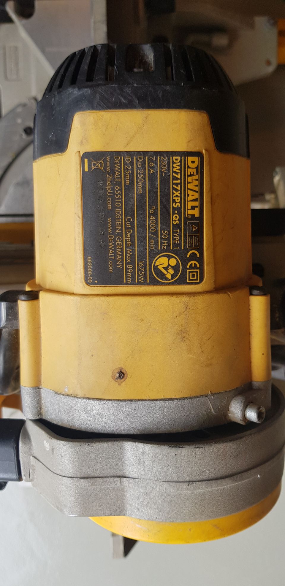 Dewalt DW 717 XPS jiirisirkkeli