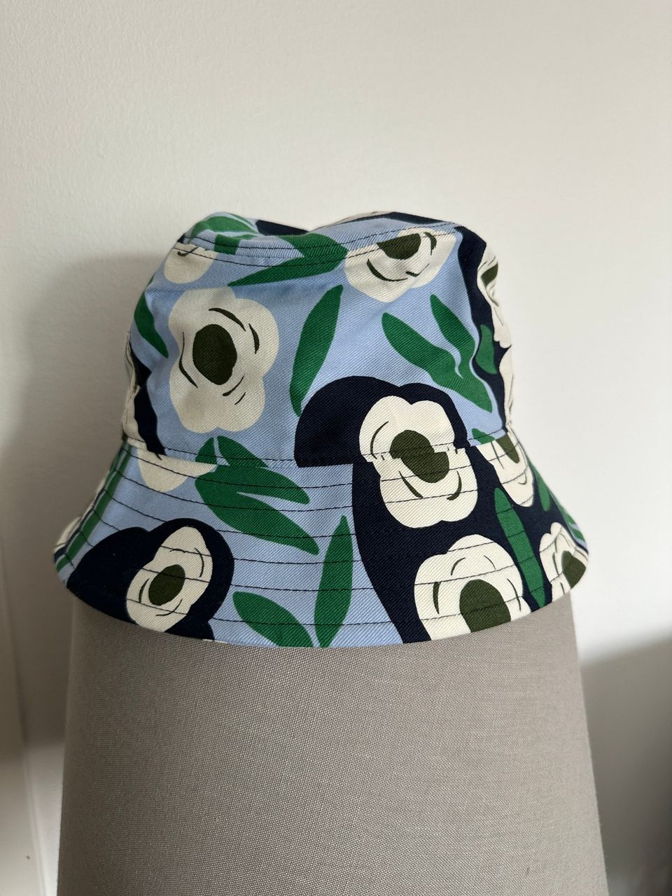 Uusi Marimekko hattu