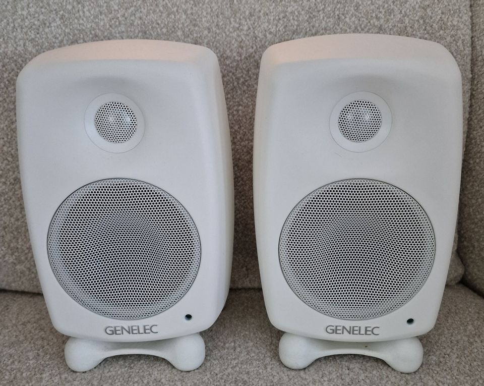 Genelec 4020B kaiutinpari