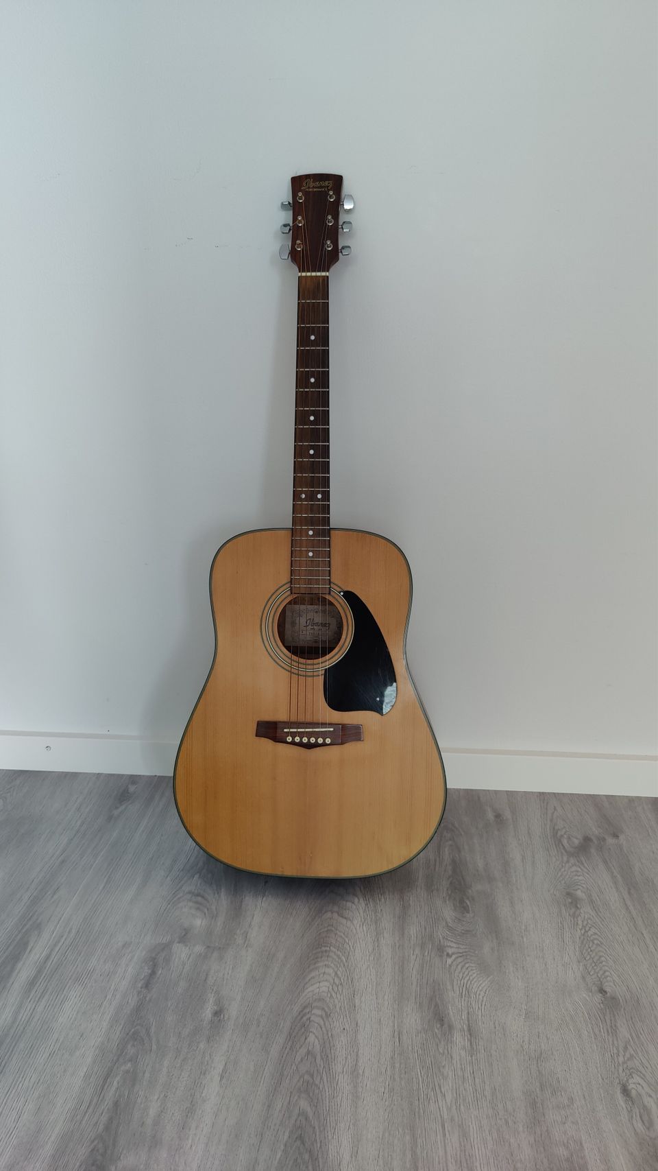 Ibanez kitara, model no PF5 OP