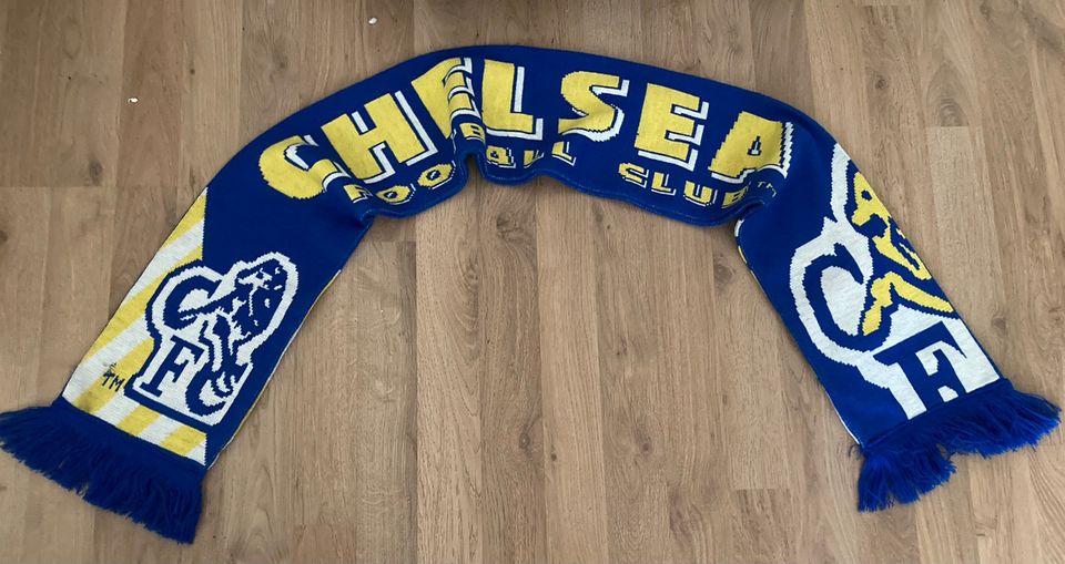 Chelsea retro-kaulaliina