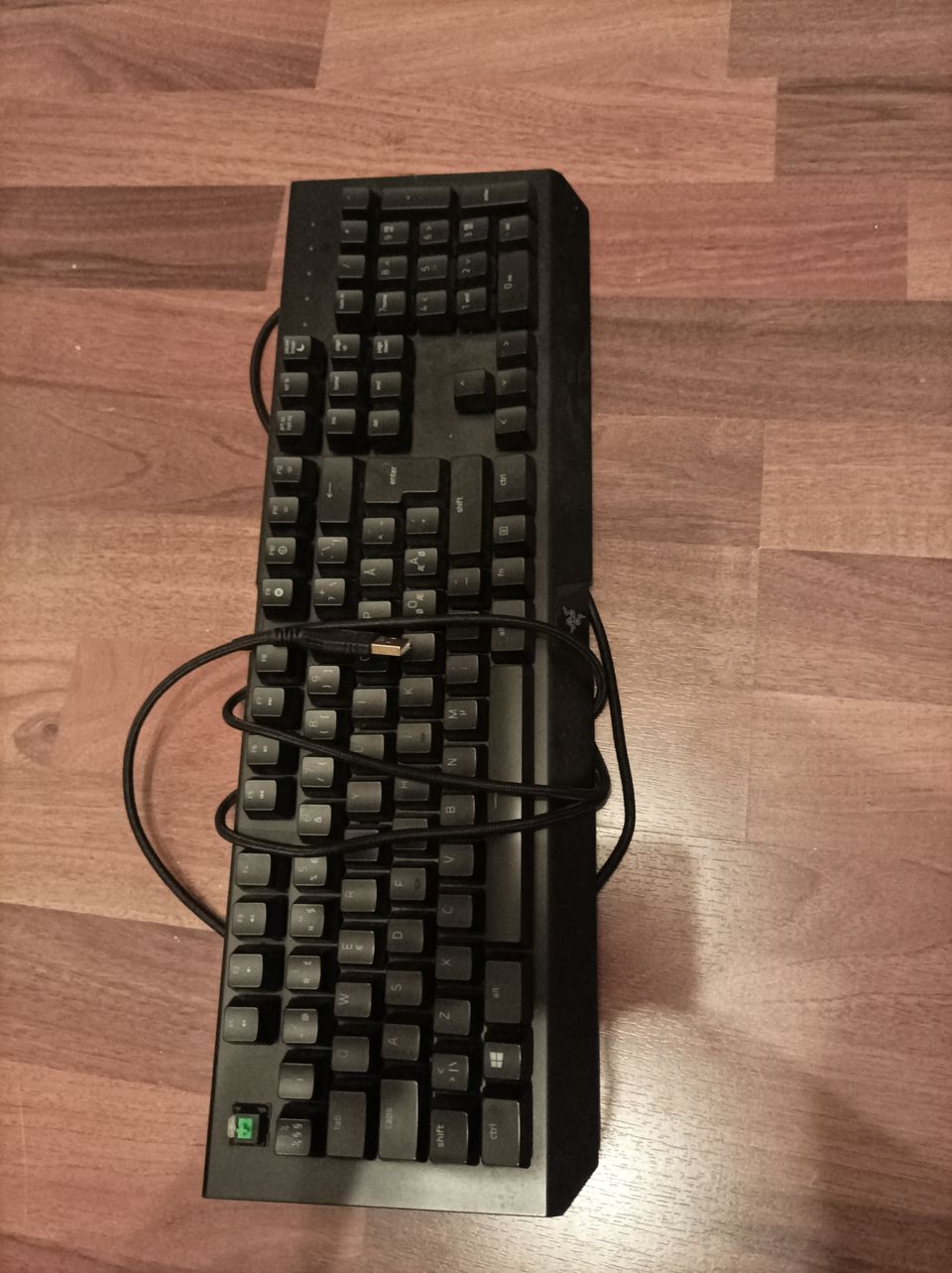 razer näppäimistö