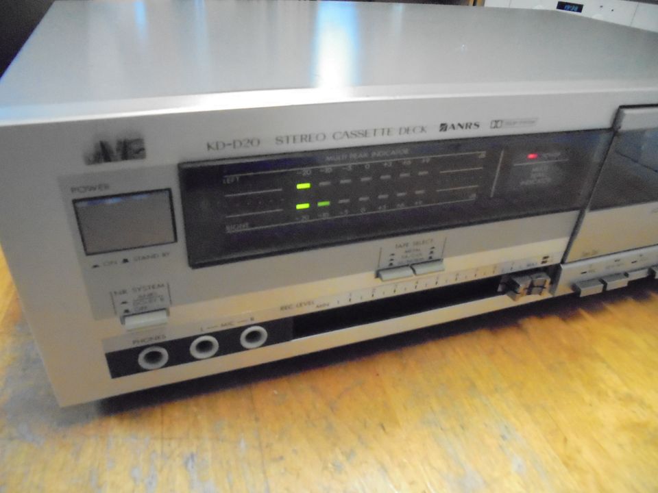 JVC KD-D20 kasettidekki , TOIMITETTUNA